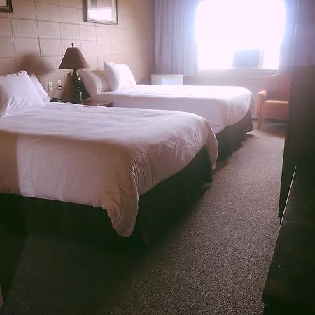 Vegreville Garden Inn Экстерьер фото